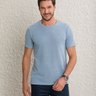 camiseta masculina textura azul claro
