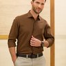 camisa masculina marrom baumgarten